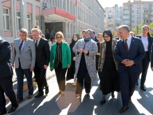 Bakan Selçuk, Balıkesir’i rakamlarla anlattı