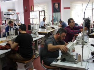 Tiyatronun görünmeyen kahramanları yeni sezona hazırlanıyor