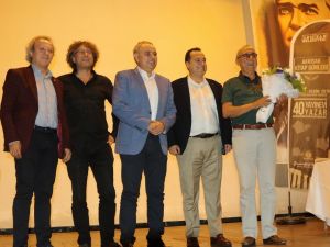 Akhisar Kitap günleri söyleşilerine yoğun ilgi