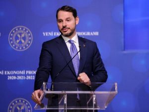 Hazine ve Maliye Bakanı Berat Albayrak, "Türkiye yeni bir ekonomik hedefe geçiyor. Bunu tüm paydaşlar olarak anlamamız lazım. Bir üst lige çıkmak istiyorsak tüm paydaşlar olarak bu değişimi gerçekleştirmeliyiz" ded