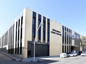 Sultangazi’de Çarşamba pazarı yeni adresinde