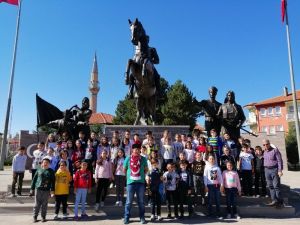 Afyonkarahisarlı öğrencilerden Dumlupınar’a ziyaret