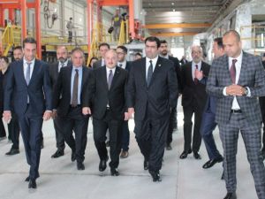 Bakan Varank, Kuveyt Ticari ve Sanayi Bakanı el-Roudan’a ASO 1. OSB’yi gezdirdi