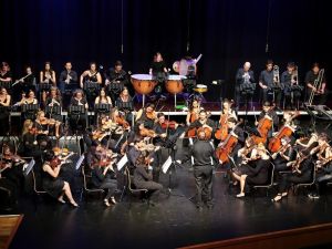 Ataşehir’de yeni sanat sezonu gençlerin notalarıyla açıldı