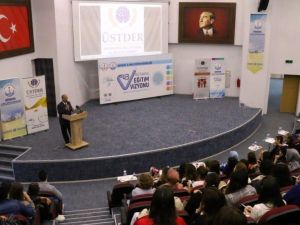 Kütahya’da öğretmenlere ‘Disleksi ve Öğretim Teknikleri’ konulu konferans