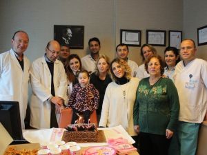 Karaciğer nakli olan Bade, büyüdü ve okullu oldu