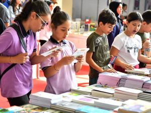 Manisa Kitap Fuarı on binlerce ziyaretçiyi ağırladı