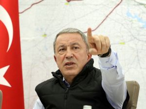 Bakan Akar ve komutanlar Barış Pınarı Harekatı’nı sevk ve idare ediyor