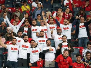 EURO 2020 Elemeleri: Türkiye: 1 - Arnavutluk: 0 (Maç sonucu)
