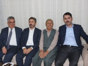 Bakan Kurum, Samsat afet konutlarını inceledi