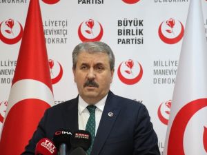 BBP Genel Başkanı Destici: "O artık bizim gözümüzde Kuzey Kıbrıs Türk Cumhuriyeti Cumhurbaşkanı değildir"