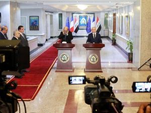 Fransa Dışişleri Bakanı Le Drian, Iraklı mevkidaşı ile görüştü
