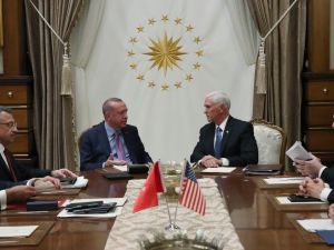 Cumhurbaşkanı Recep Tayyip Erdoğan’ın ABD Başkan Yardımcısı Mike Pence’i kabulü sona erdi. Kabul 1 saat 40 dakika sürdü.