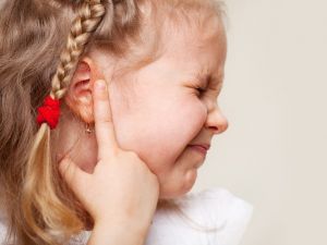 "Çocuğunuzun huzursuzluğu kulağından kaynaklanabilir"