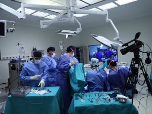 Tıp camiasına ‘mega’ ders