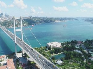 Köprü ve otoyollar ilk 9 ayda  yaklaşık 1,5 milyar lira kazandırdı