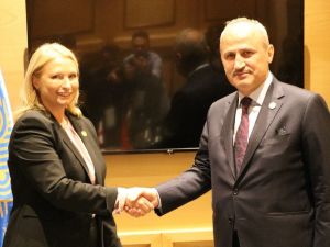 Ulaştırma ve Altyapı Bakanı Turhan Gürcistan Ekonomi Bakanı Turvana ile görüştü