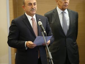 Dışişleri Bakanı Çavuşoğlu Türkiye-Rusya arasında imzalanan Mutabakat Muhtırası’nı okudu