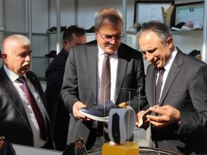 Ayakkabı sektörünü buluşturan fuar açıldı