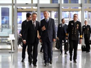 Bakan Akar, NATO Karargahında