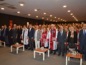 İstanbul Yeni Yüzyıl Üniversitesi yeni akademik yıla merhaba dedi
