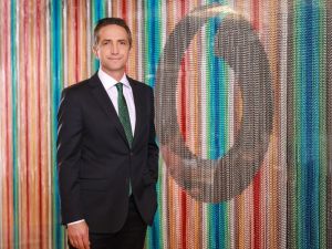 Akıllı telefon alacaklara Vodafone’dan Gülümseten Çözümler’