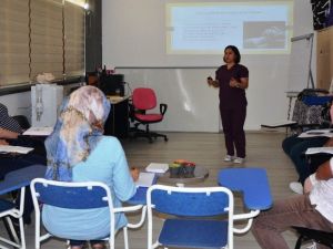 Anne adaylarına ilk ders