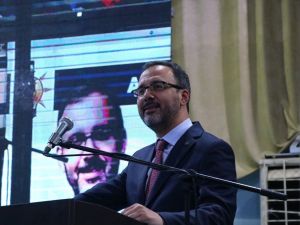 Gençlik ve Spor Bakanı Kasapoğlu: “Sporcularımızın Mehmetçiğe selam durmasından ikiyüzlüler rahatsız oldu”