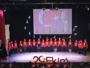 Başak Koleji, Cumhuriyet Bayramı’nı coşkuyla kutladı