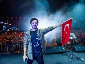 Aydınlılar Cumhuriyet Bayramı’nda Buray ile coştu