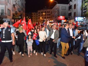 Torbalı’da 29 Ekim Zakkum ile kutladı