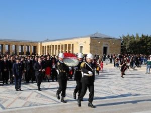 Ata’ya anlamlı ziyaret