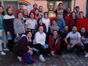 Toplum Gönüllüleri Topluluğu’ndan Oysu Köyü İlkokulu’na destek