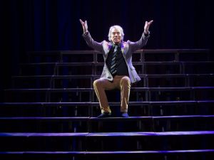 Selçuk Yöntem “Benim Adım Feuerbach” ile İKÜ’de