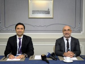 “Üreme durumlarını kaybetme riski olan hastalar yumurta ve spermlerini dondurabilirler”