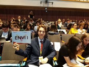 İhlas Koleji öğrencileri Avrupa Gençlik Parlamentosu’na katıldı