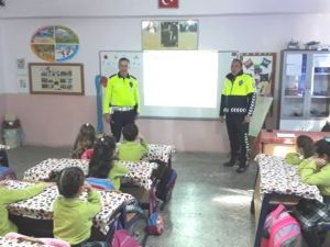 Hisarcık’ta ilkokul öğrencilerine trafik eğitimi