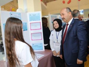 Müdür Başyiğit, TÜBİTAK Bilim Fuarını ziyaret etti