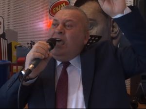 MHP’li Enginyurt’tan Bülent Arınç’a tepki