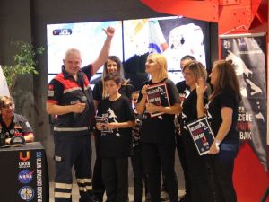 Öğrenciler uzaydaki astronotlarla bağlantı kurdu