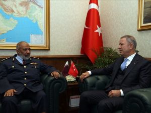 Bakan Akar, Katar Genelkurmay Başkanı Al-Ghanim ile bir araya geldi