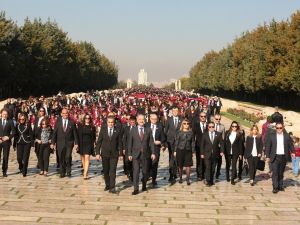 Mektebim, 4 bin öğrencisiyle Anıtkabir’de