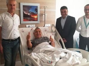 Ünlü söz yazarı hastaneye kaldırıldı