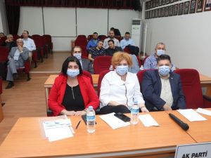 Lösemi hastalığına maskeyle dikkat çektiler
