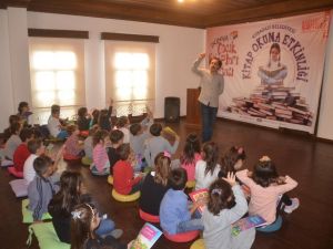 Kuşadası’nda ’Dünya Çocuk Kitapları Haftası’ etkinliği