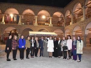 AK Parti’li kadınlar Kurşunlu Han’a hayran kaldı