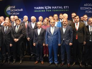 AK Parti İzmir Milletvekili Binali Yıldırım: “Değişimin karşısında durursak yok olur gideriz”