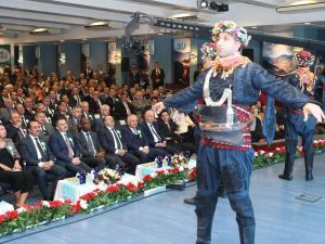 Bakan Pakdemirli:"4,31 milyon hektarı DSİ tarafından sulamaya açılarak, çiftçilerimize 32 milyar lira yıllık net gelir artışı sağladık"