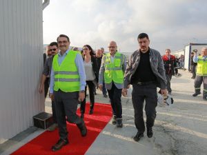 Enerji Bakanı Dönmez Türk Akım alım terminalini ziyaret etti