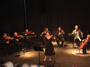 Öğretmenler şarkılarla anıldı